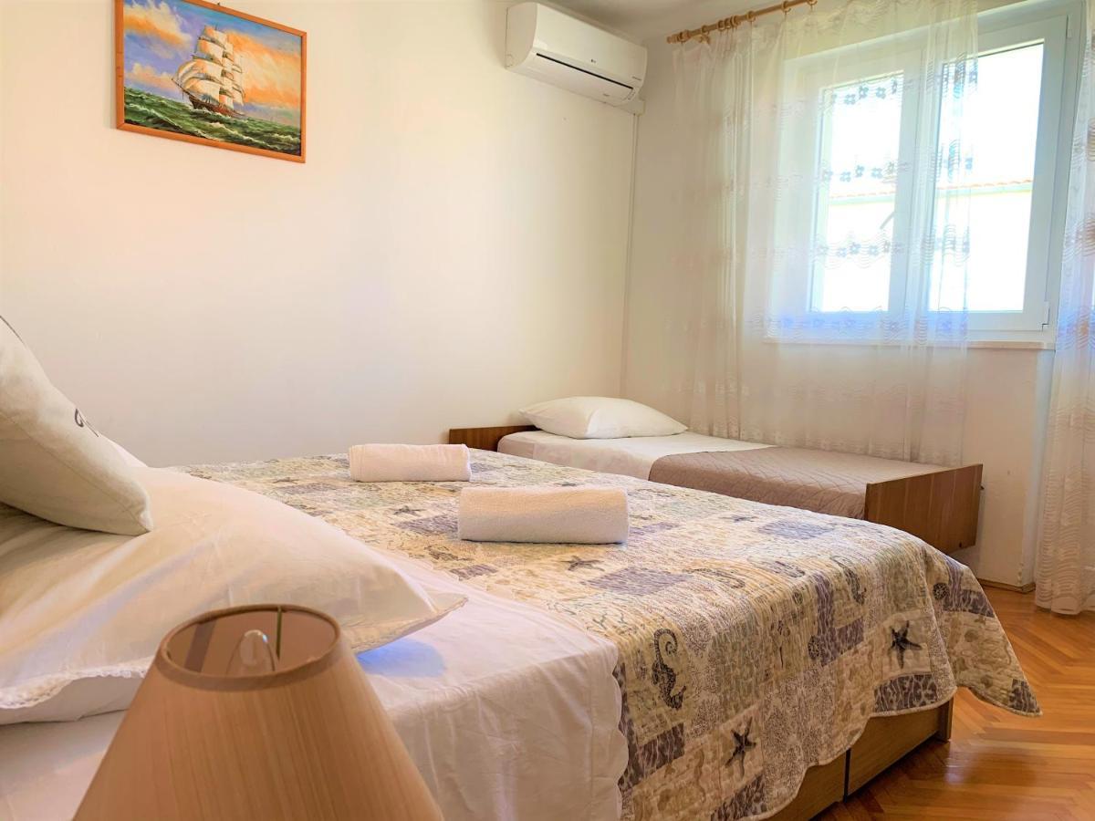 Roko Apartment House พรีมอชเตน ภายนอก รูปภาพ