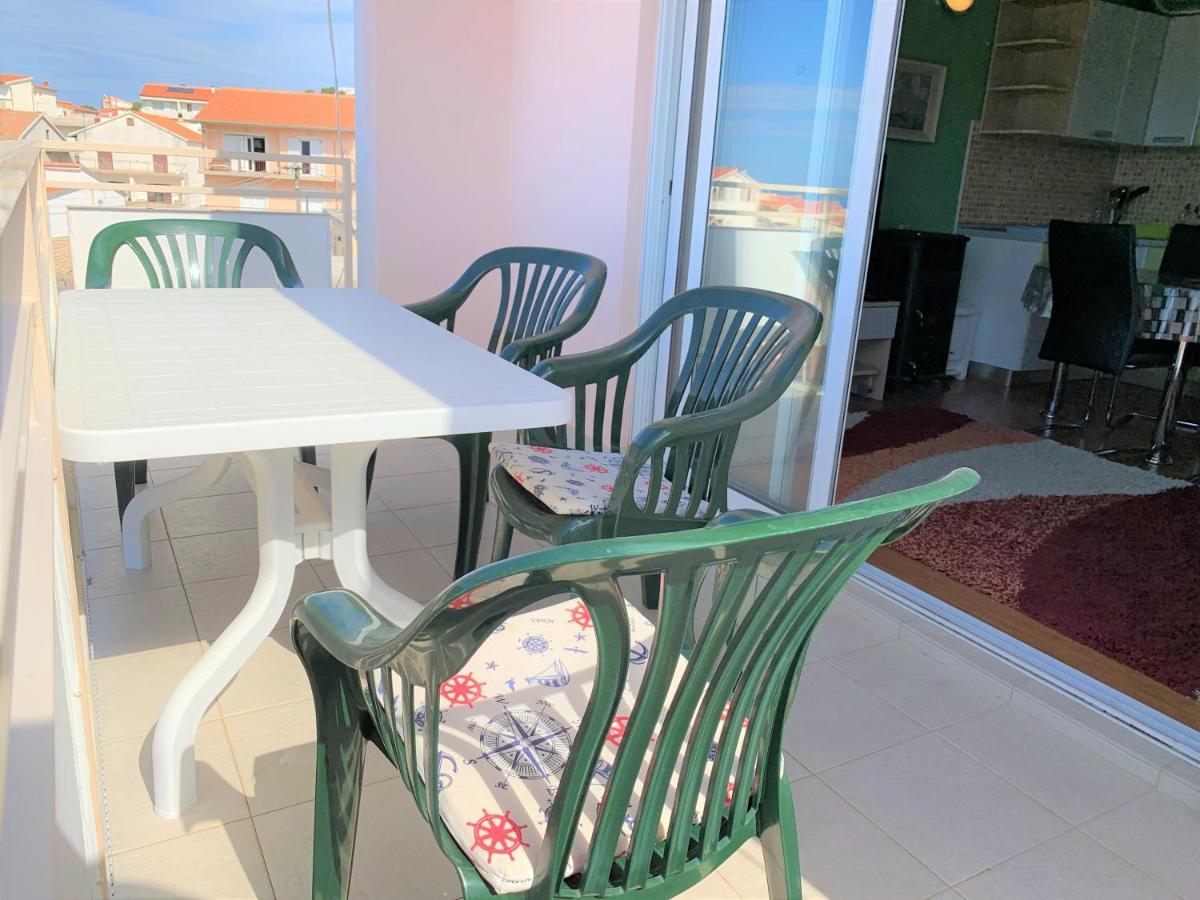 Roko Apartment House พรีมอชเตน ภายนอก รูปภาพ