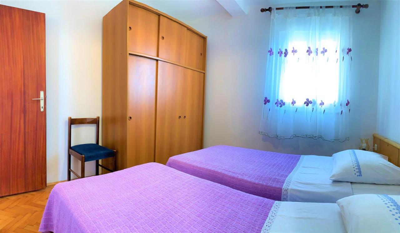 Roko Apartment House พรีมอชเตน ภายนอก รูปภาพ