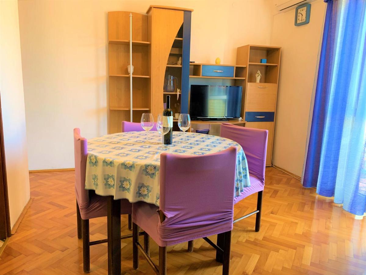 Roko Apartment House พรีมอชเตน ภายนอก รูปภาพ